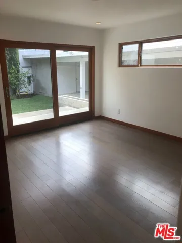 128 S Carson Road, Beverly Hills, California 90211