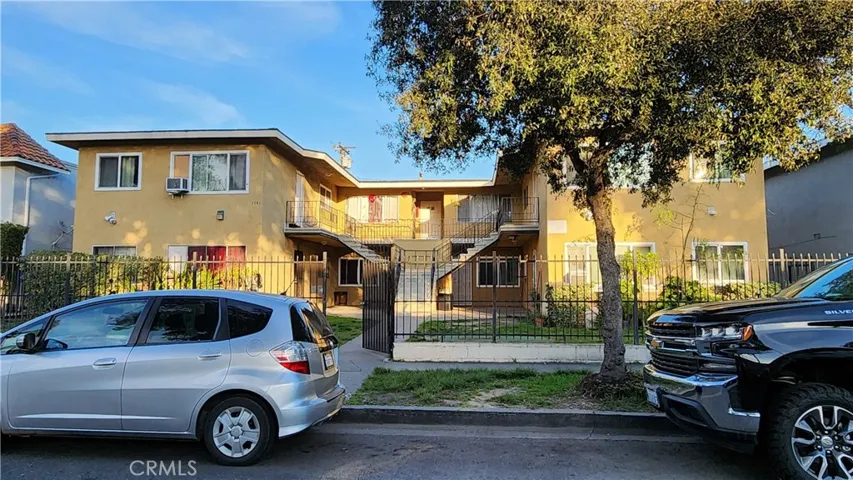 1141 S Poplar Street, Santa Ana, California 92704