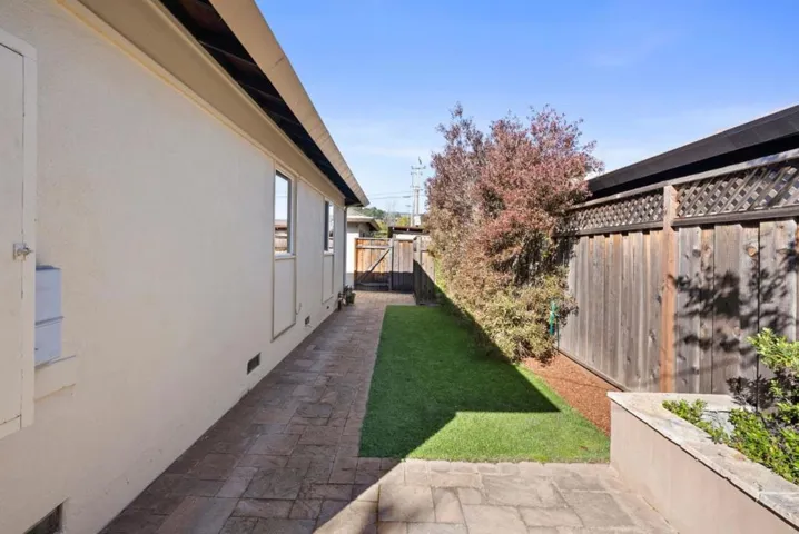 1212 Yorkshire Drive, Cupertino, California 95014