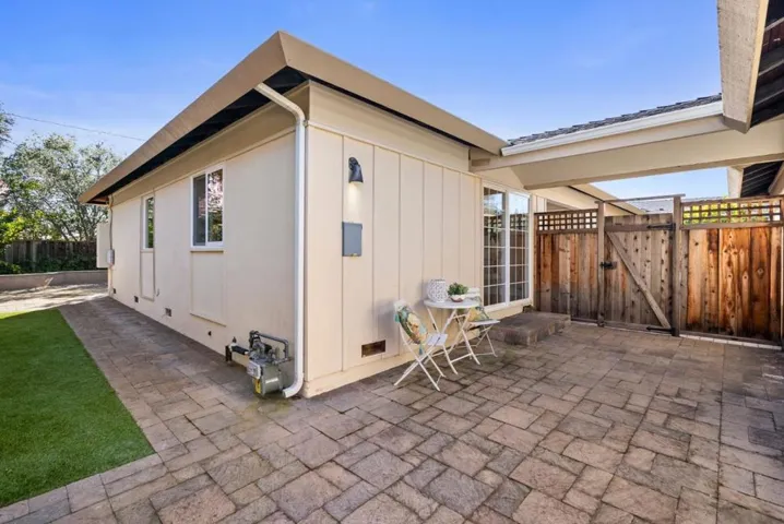1212 Yorkshire Drive, Cupertino, California 95014