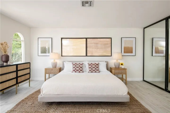 Bedroom 1 (Main House)
