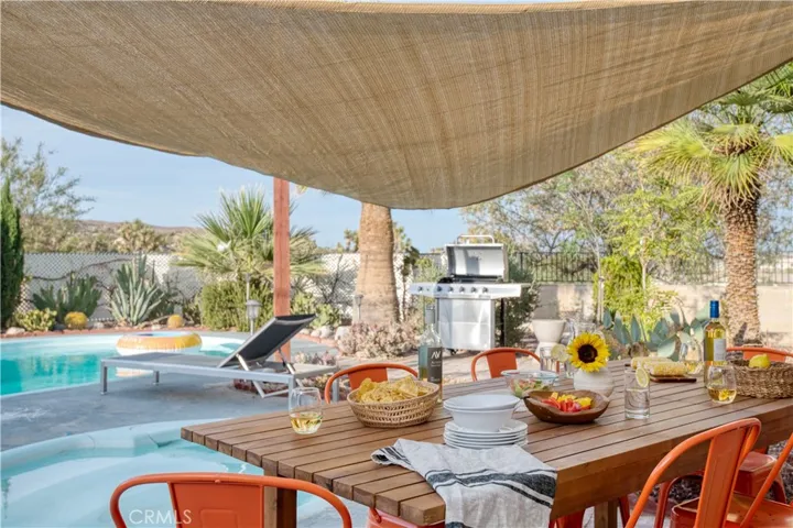 Outdoor Dining​​‌​​​​‌​​‌‌​​‌​​​‌‌​​​‌​​‌‌​​‌‌​​‌‌​​​​ Area