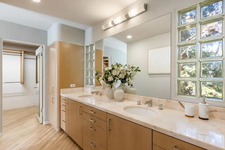 450 N California Avenue, Palo Alto, California 94301