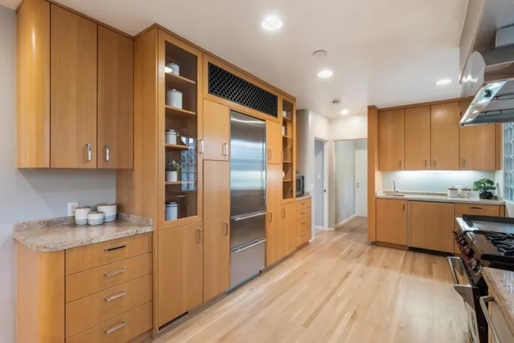 450 N California Avenue, Palo Alto, California 94301