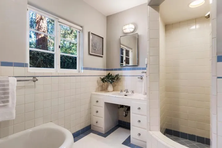 450 N California Avenue, Palo Alto, California 94301