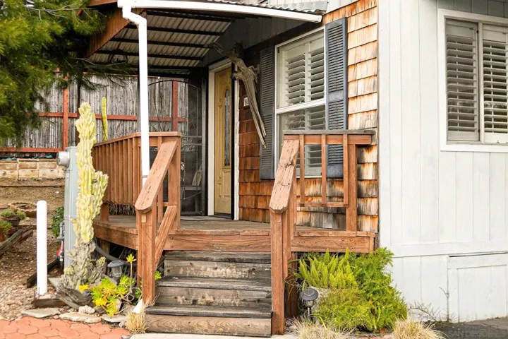 2400 Alpine Blvd 17, Alpine, California 91901