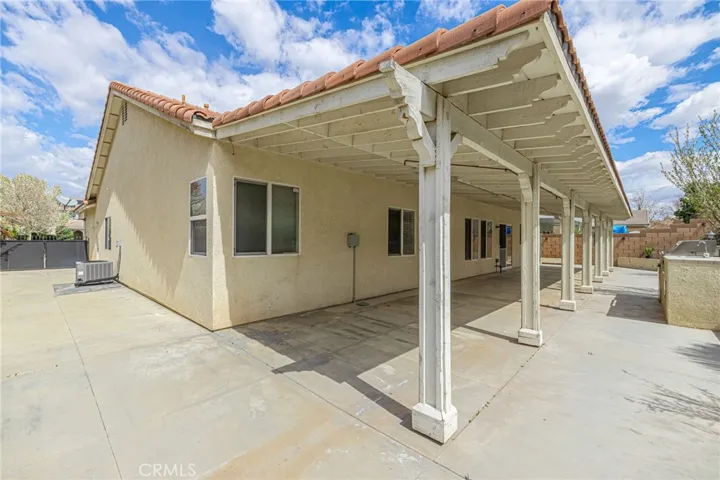 2042 W Avenue K13, Lancaster, California 93536