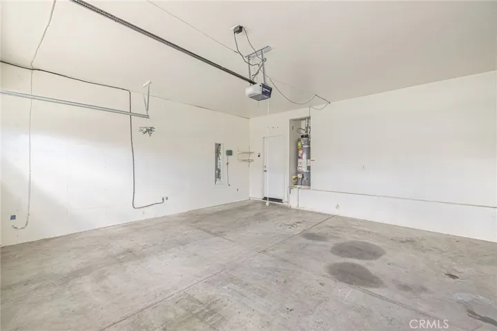 2042 W Avenue K13, Lancaster, California 93536