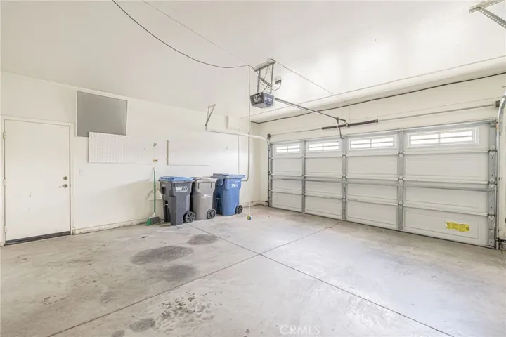 2042 W Avenue K13, Lancaster, California 93536