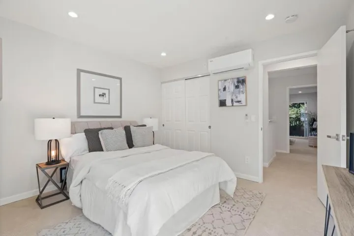 688 S Garland Terrace, Sunnyvale, California 94086
