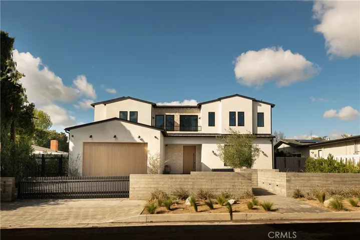 4921 Bellaire Avenue, Valley Village, California 91607
