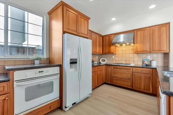 648 Villa Centre Way, San Jose, California 95128