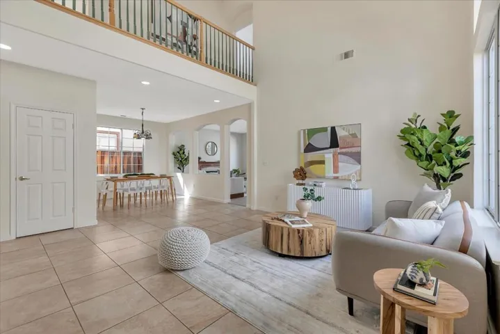 648 Villa Centre Way, San Jose, California 95128