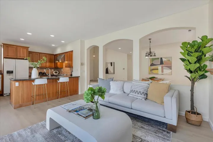 648 Villa Centre Way, San Jose, California 95128