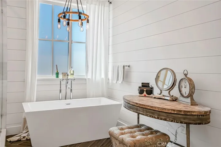 820 Calle De Arboles, Redondo Beach, California 90277
