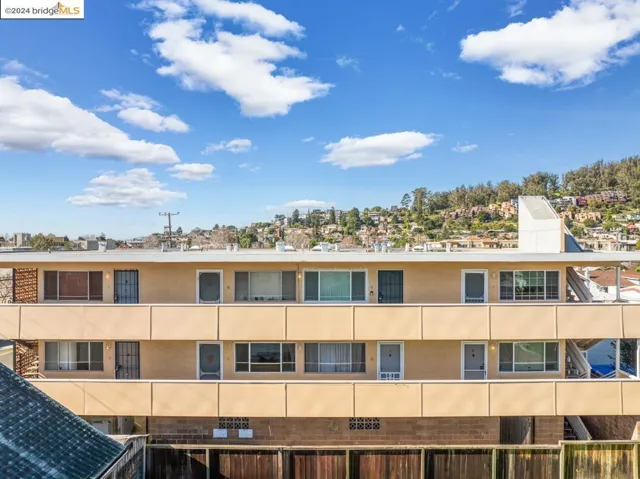 1145 Washington Ave, Albany, California 94706
