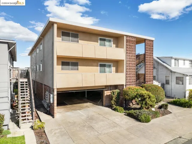 1145 Washington Ave, Albany, California 94706