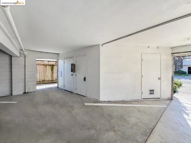 1145 Washington Ave, Albany, California 94706