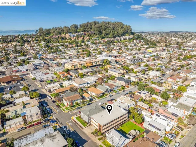 1145 Washington Ave, Albany, California 94706