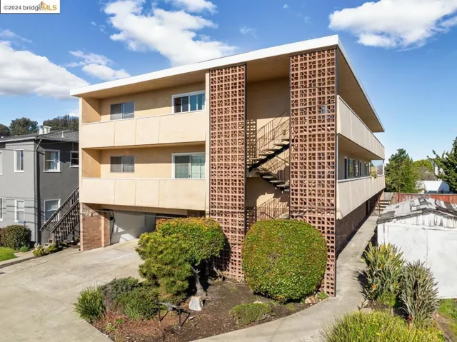 1145 Washington Ave, Albany, California 94706