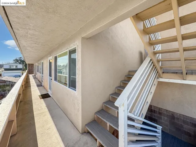1145 Washington Ave, Albany, California 94706