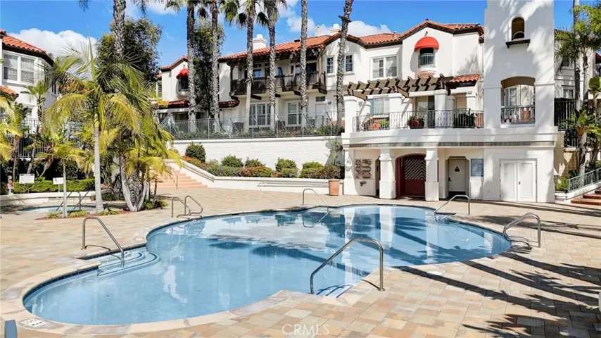 Venturanza del Verde community of Tustin Ranch