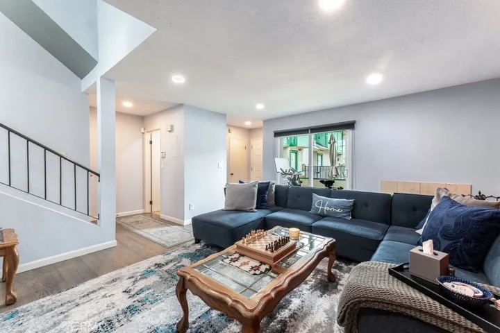 9740 Sepulveda Boulevard 26, North Hills, California 91343