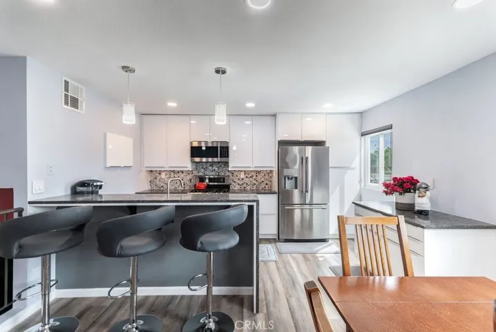 9740 Sepulveda Boulevard 26, North Hills, California 91343