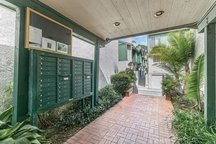 9740 Sepulveda Boulevard 26, North Hills, California 91343
