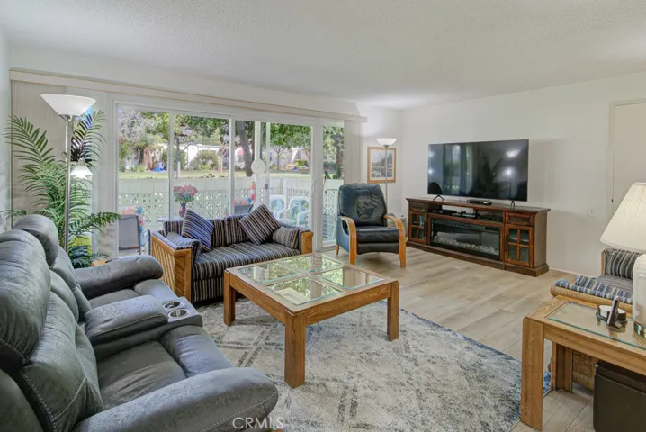 224 Avenida Majorca B, Laguna Woods, California 92637