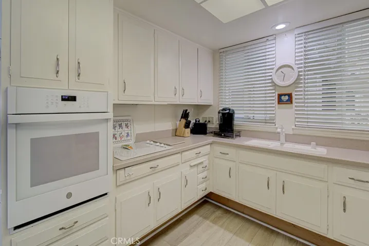 224 Avenida Majorca B, Laguna Woods, California 92637