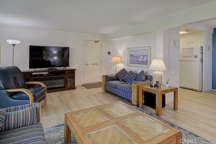 224 Avenida Majorca B, Laguna Woods, California 92637