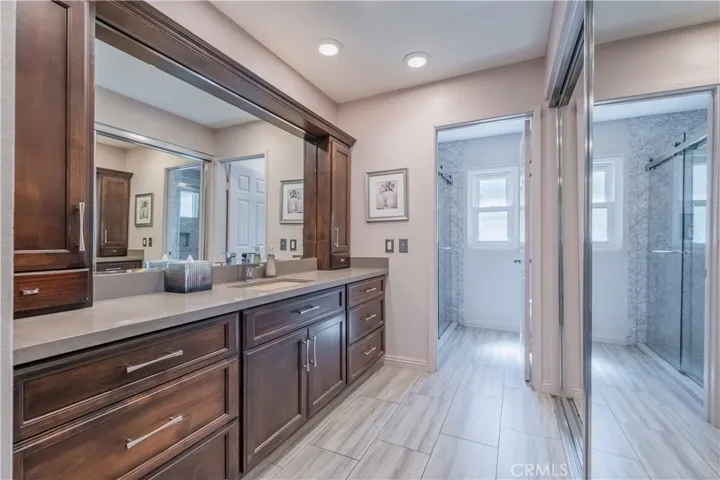 Large Vanity & Private Water Closet