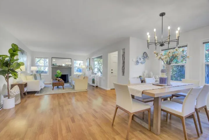 940 Hutchinson Avenue, Palo Alto, California 94301