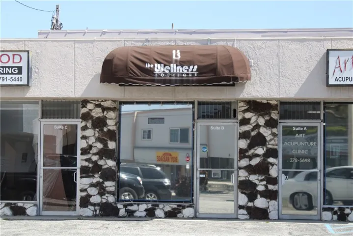 24218 Hawthorne Boulevard, Torrance, California 90505