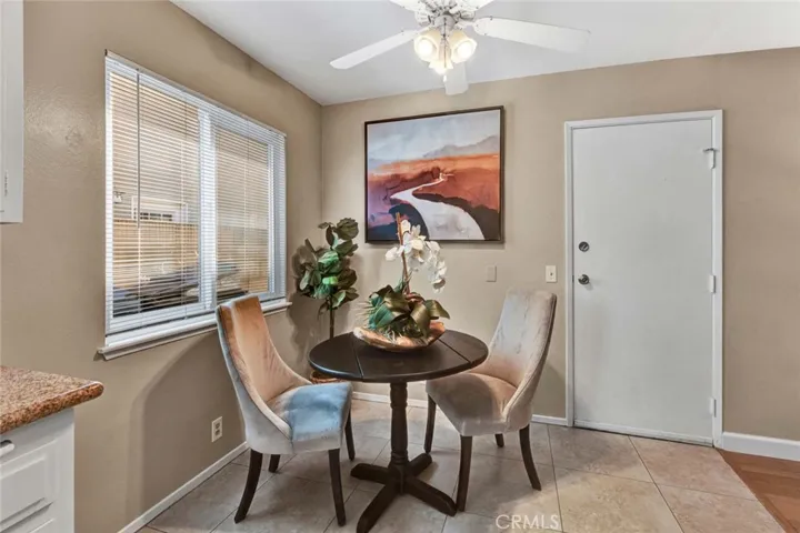 Breakfast Nook