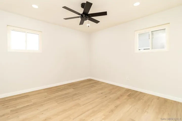 8006 Linen Dr, Santee, California 92071