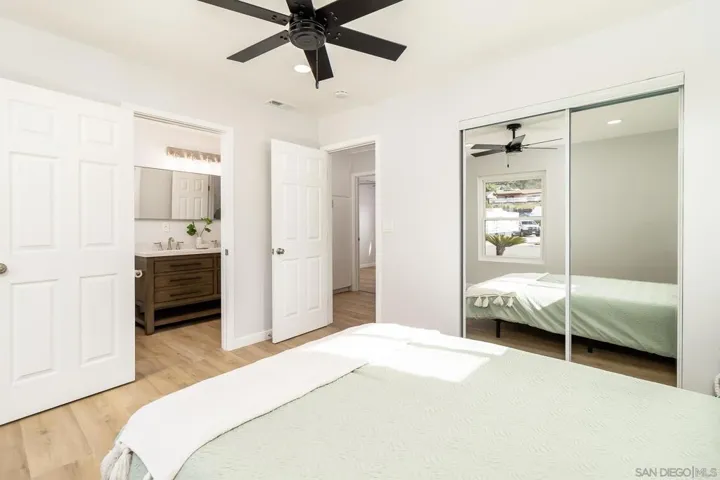 8006 Linen Dr, Santee, California 92071