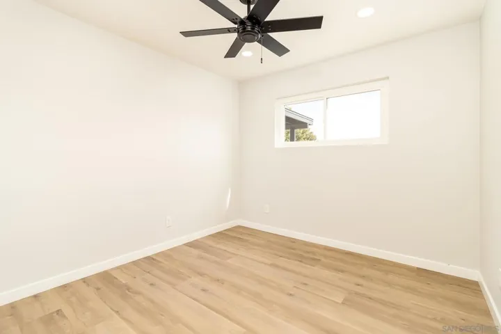 8006 Linen Dr, Santee, California 92071