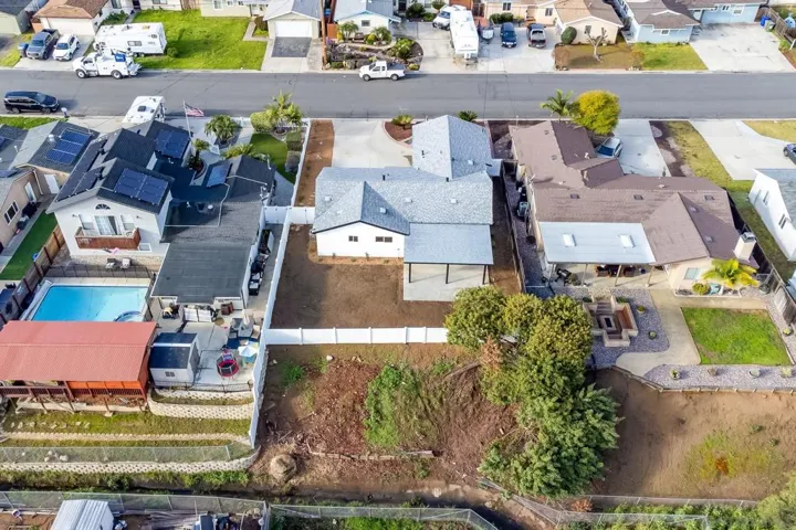 8006 Linen Dr, Santee, California 92071