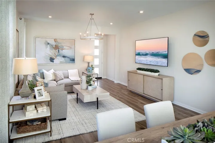 1530 Wingwood Lane, Vista, California 92083