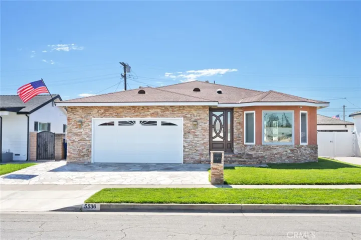 5536 W 122nd Street, Hawthorne, California 90250
