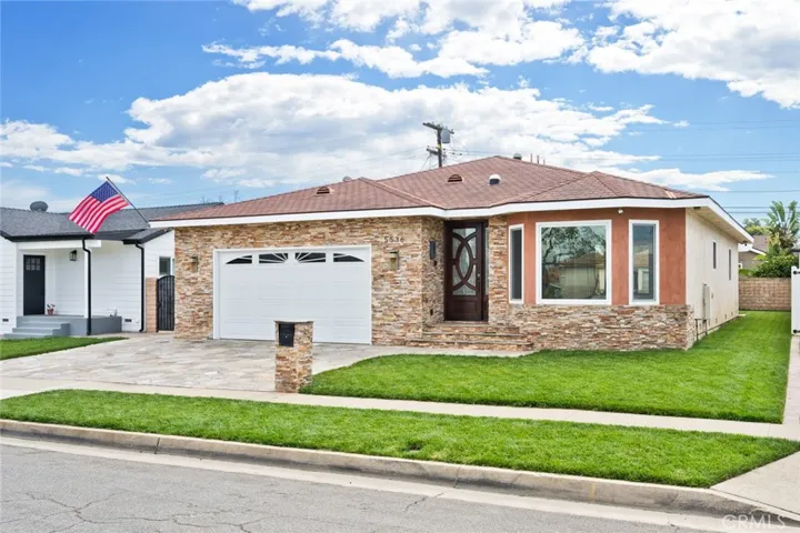 5536 W 122nd Street, Hawthorne, California 90250