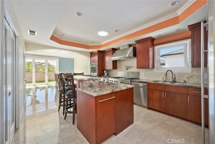 5536 W 122nd Street, Hawthorne, California 90250