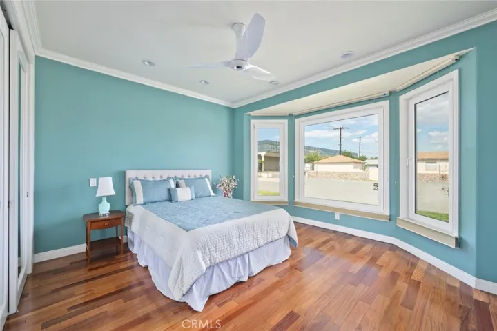 5536 W 122nd Street, Hawthorne, California 90250