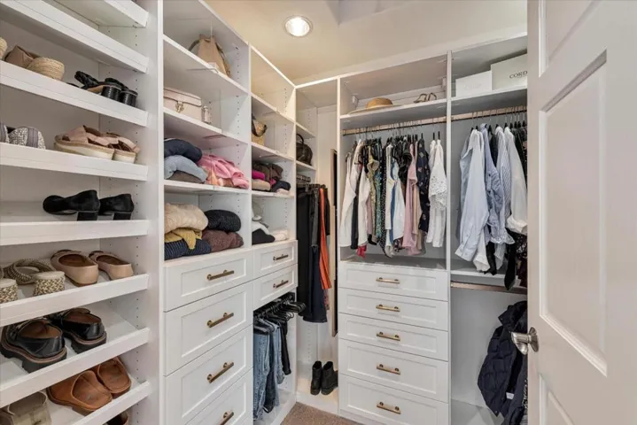 Primary closet 1