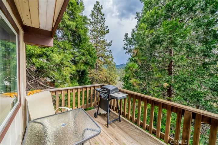 23769 Zurich Drive, Crestline, California 92325