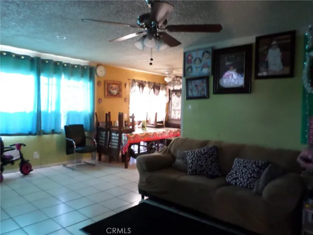211 E 116th Street, Los Angeles, California 90061