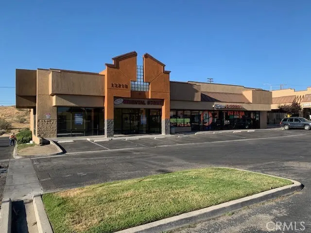 13718 Hesperia Road 1, Victorville, California 92395