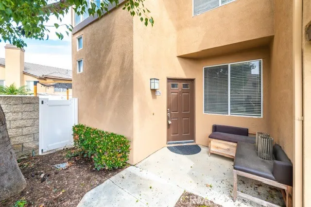 1176 S Country Glen Way, Anaheim Hills, California 92808